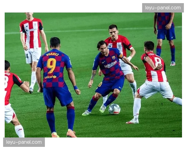 博耶第89分钟梅开二度，阿拉维斯主场逼平赫罗纳